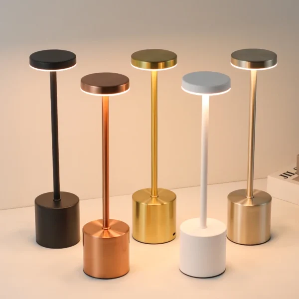 Minimalist LED Table Lamp – Touch Control & USB-C